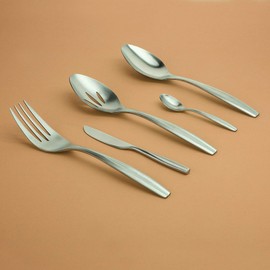 Gourmet Settings - 5-Pieces Hostess Silverware Set - Beam Collection - Polished Stainless Steel Flatware Serving Set - Kitchen Utensils Knife/Fork/Spoons