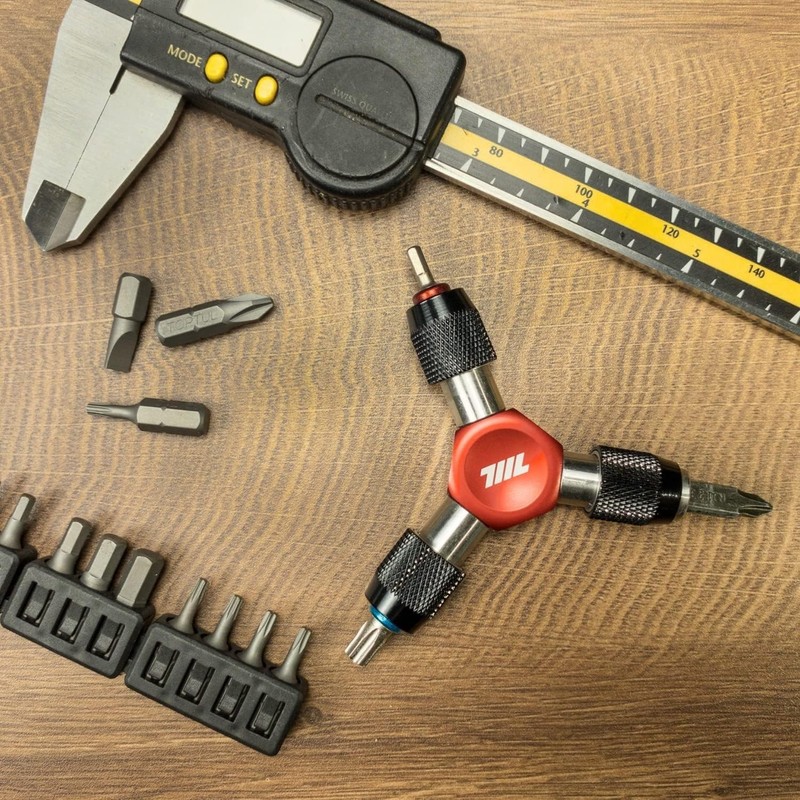 711L EDC Y Driver I Three Way 1/4" Hex Bit