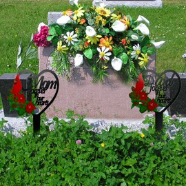 OZIO Memorial Grave Markers Cemetery Decorations, Heart Memorial Plaque Stake Sympathy Grave Markers Memorial Metal Grave Stake Decoration for Mom Dad Cemetery Outdoors Yard Garden(Mom-Hummingbird)