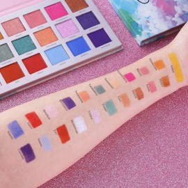 Docolor 21 Sombras Fantasy Rosa + 11 Brochas Fantasy Ii