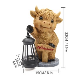 KIWZZXXKW Solar Highland Cow Garden Decor Resin Statue, Outdoor Fun Decoration, Suitable for Patio, Back Porch, Table Ornaments, Unique Housewarming, Birthday Gifts for Women(Brown,Welcome)