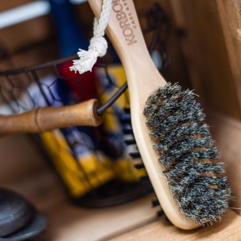 Korbond Double Sided Clothes Brush, Multi-Colour, 5.2 x 5.3 x