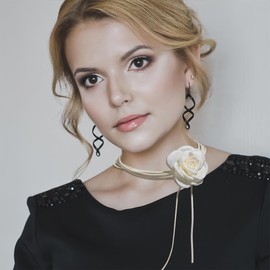 JEYORZY Pack of 2 Rose Choker Flower Necklace, Elegant Rose Choker, for Women, Rose Flower Choker Necklace, Summer Beach Choker, Bridesmaid, Wedding for Women and Girls
