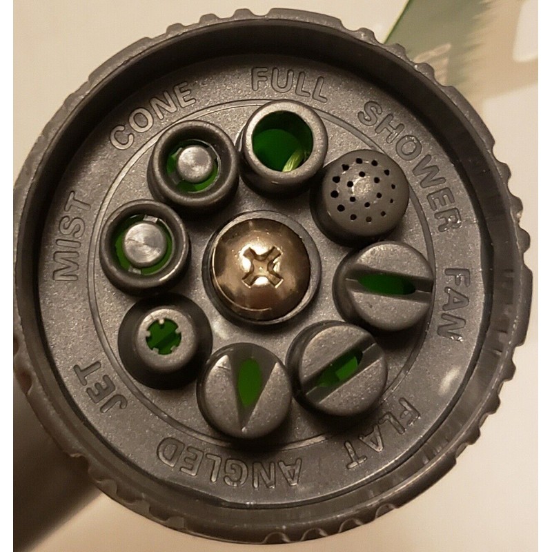 True Living 8 Pattern Garden Hose Nozzle*Plastic