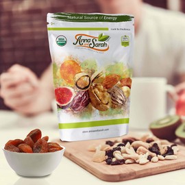 Anna and Sarah Organic Dried Apricots in Resealable Bag, 2lbs (1 Pack)