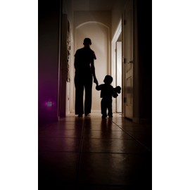 LEDVANCE LUNETTA SQUARE Night Light with Daylight and Motion Sensor 0.3W White Square Design RGB Colour Light Effect with Four Light Outlets Built-in EU Plug Indoor