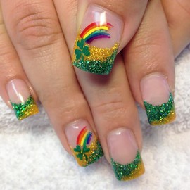 St.Patrick's Day French Tip Press on Nails Short Square False Nails with Green Gold Nail Tip Design Clover Shamrock False Nails Full Cover Nude Holiday Reusable False Nails for Women Party Nails