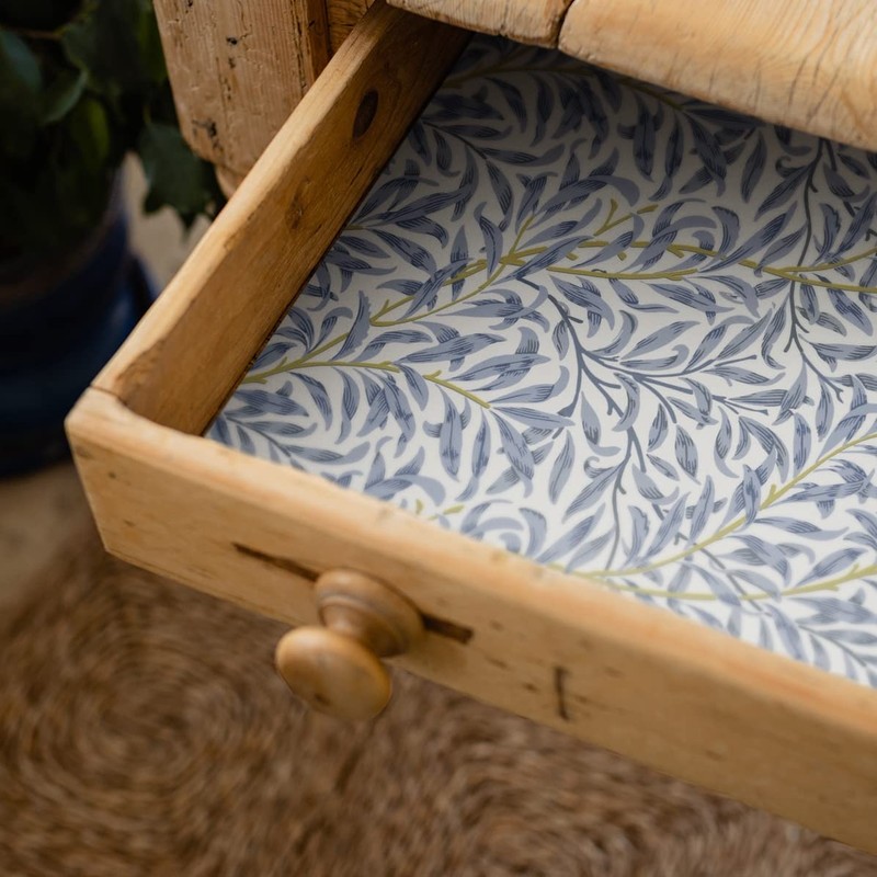 The Master Herbalist Fragrant FRESH LINEN Scented Drawer Liners in