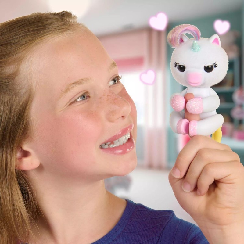 Fingerlings Interactive Baby Unicorn Toy Lulu with 70 Sounds Fuzzy