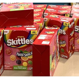 Skittles Fruit Snacks Original 42 bags 33.6 oz total Real Fruit Juice