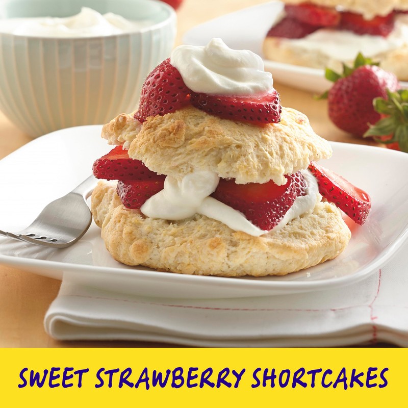 Betty Crocker Bisquick Pancake and Baking Mix, Original, Makes About