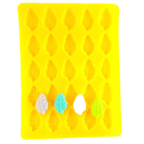 Flexible Molds - Leaf (25 cavity) - Cream Cheese Mint