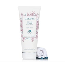 The Boots Company PLC Liz Earle Limited Edition Cleanse & Polish Patchouli & Vetiver 200ml plus 2 cloths, 3 Piece Set
