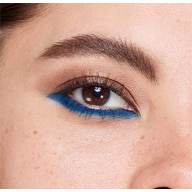 COVERGIRL Professional 3-in-1 Waterproof Mascara, Very Black 225, (Packaging May Vary) Long Lasting Waterproof Mascara, 1 Count                       