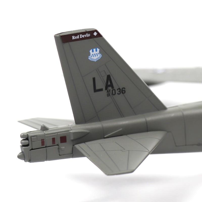 SEBUNAS 1/200 Scale B-52 Stratofortress Aircraft Model USAF Red Devils