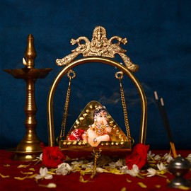 Tarini Gallery Brass Laddu Gopal Jhula Krishna Palna Swing Indian Pooja Artículos para Temple Pooja Ghar Decoración del hogar y regalo