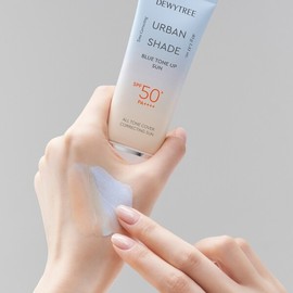 Dewytree 듀이트리 어반쉐이드 블루 톤업 선크림 40g SPF50+PA++++ / 혼합자차 톤코렉 Dewytree Urban Shade Blue Tone-Up Sun Cream 40g SPF50+PA++++ / Hybrid Sunscreen Tone Corrector