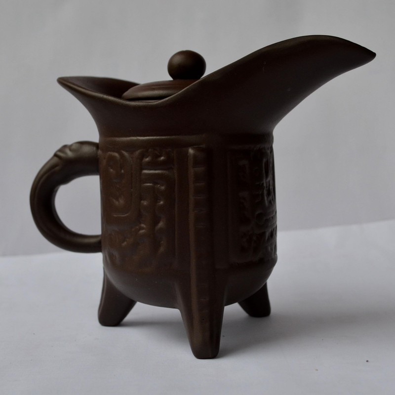 Teapot Chinese Yixing Purple Clay Pot Gongfu cha Traditional Tripod