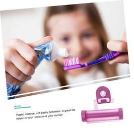 PACKOVE 5pcs Toothpaste Squeezer for Boys and Girls Suction Cup Toothpaste Extruder Facial Squeezer Bathroom Gadget Random Color