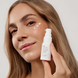 Neodensive Contorno de ojos 15ml  Crema Tratamiento Antiedad y Redensificante Periocular  Emulsión con Ácido Hialurónico en Esferas 3, Complejo...    