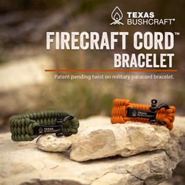Texas Bushcraft - Pulsera de supervivencia de cuerda de fuego – Pulsera de cuerda de paracaídas con grillete de lazo para camping y emergencia, 3 hebras adicionales incluyen hilo de cera, yesca y