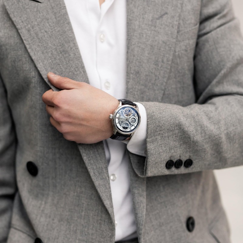 Thomas Earnshaw Men's 42mm Longitude Shadow Automatic Legacy White Watch