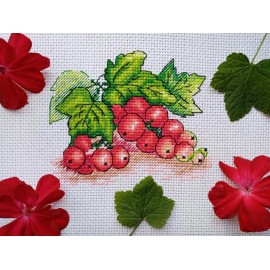 MP Studia Red Currant SM-515 MP Studia Counted Cross Stitch Kit
