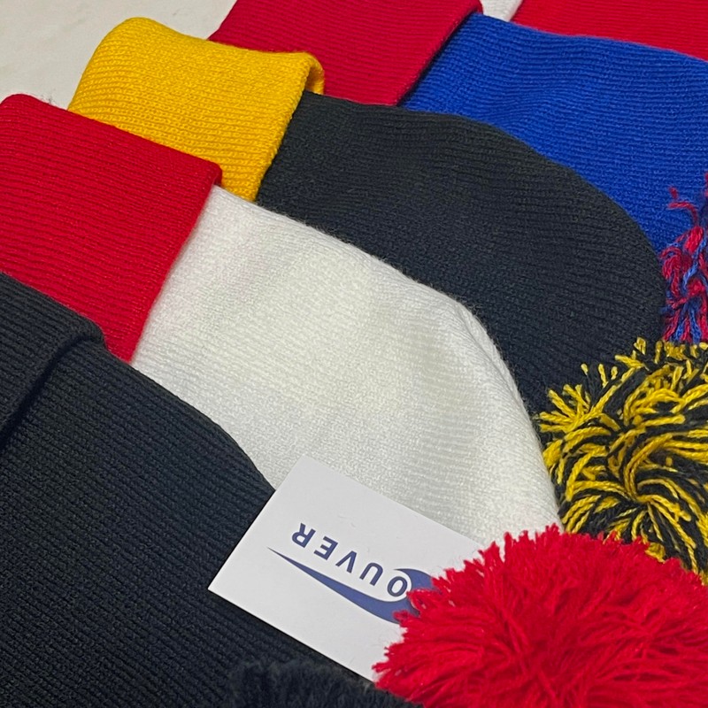 COUVER Womne Winter Cozy Acrylic Knit Beanie Hat with POM