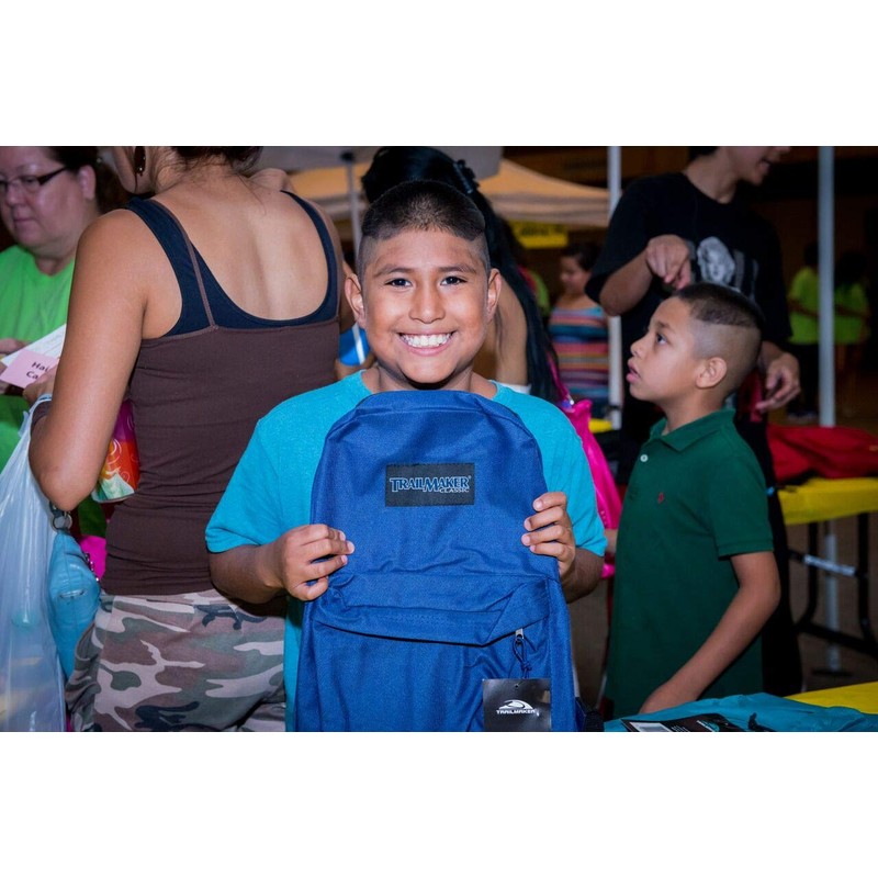 Trail maker Classic 17 Inch Backpack with Adjustable Padded Shoulder