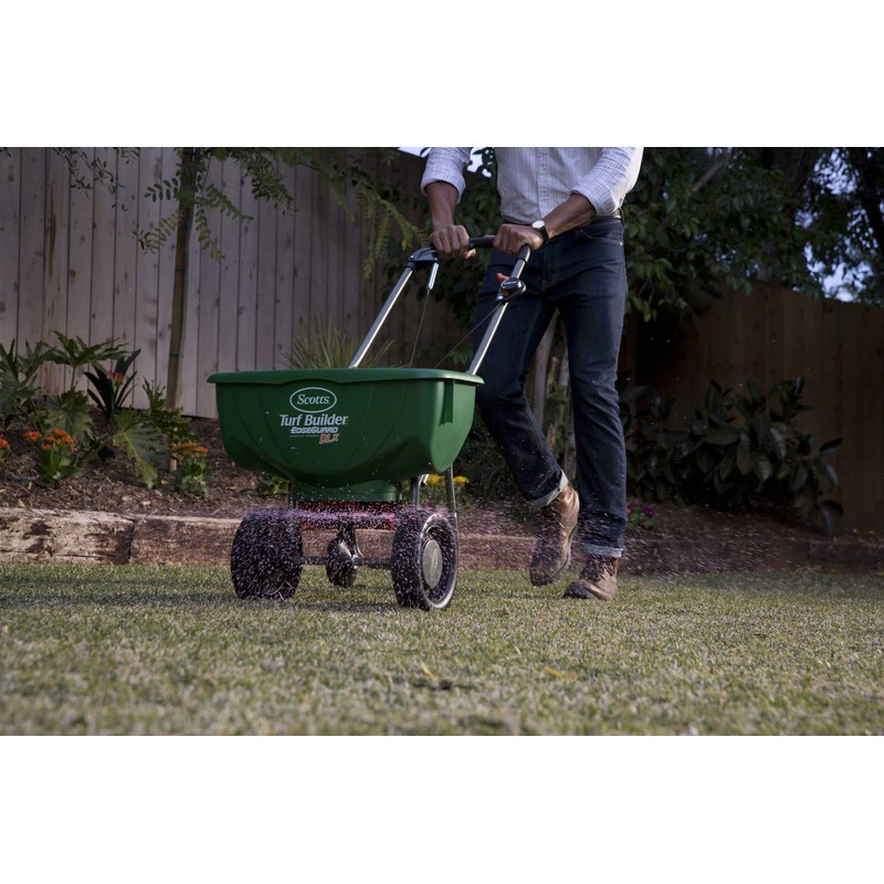 Scotts Turf Builder Bonus S Southern Weed & Feed2, Weed