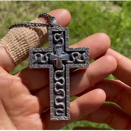 KUAUTD Squids Necklace Game, Cross Necklace for Men, Cross Necklace with Secret Compartment, Character Ten Shaped Pendant Necklace 3D Printed Design, Medium, Brass, No Gemstone