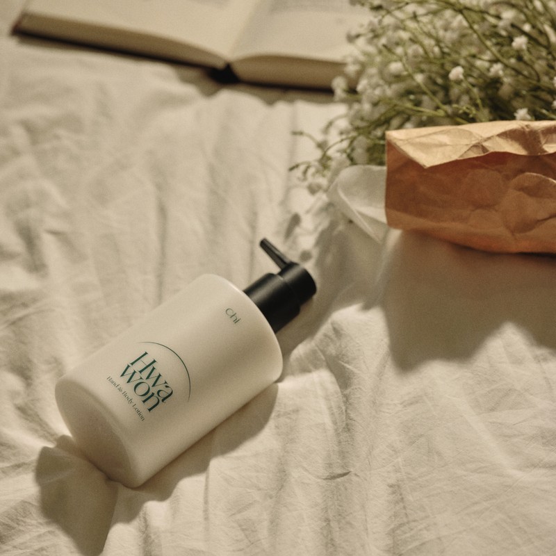 chi Hand & Body Lotion 300ml #Hwawon - chi Hand