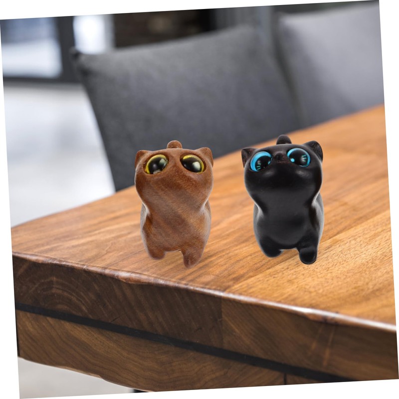 ORFOFE 2Pcs Cat Figurine Natural Sandalwood Carved Cat Statues for