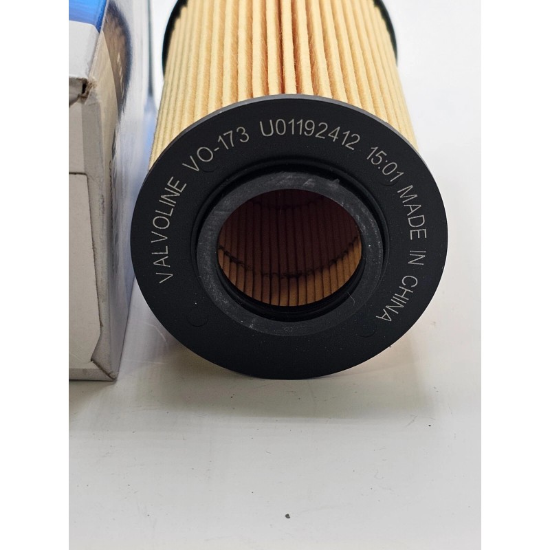 Valvoline (QTY 2) Valvoline Engine Oil Filter (VO-173) Essential to
