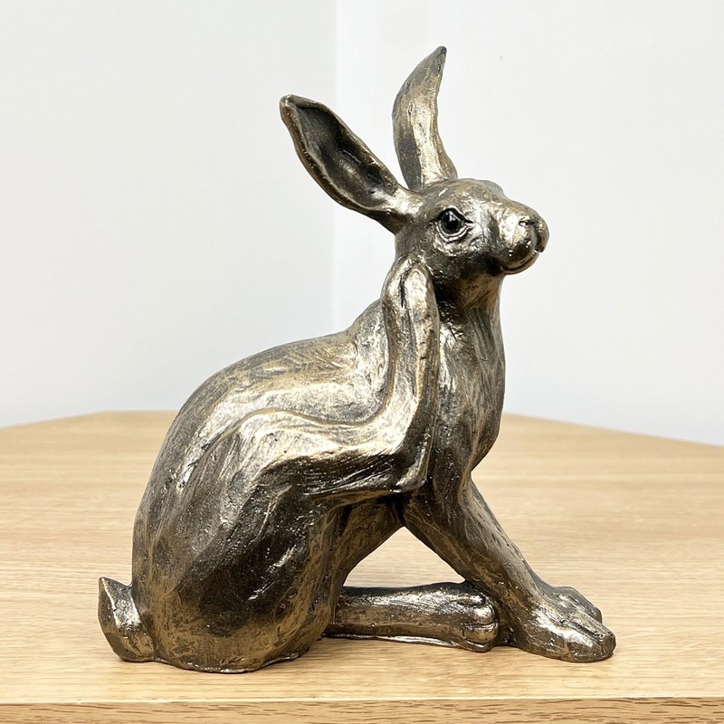 Alfie Francis 19cm Tall Scratching Hare Animal Ornament for Living