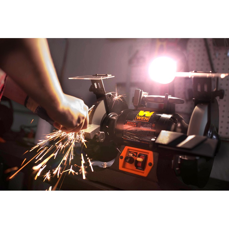 WEN BG4280 5-Amp 8-Inch Variable Speed Bench Grinder with Flexible