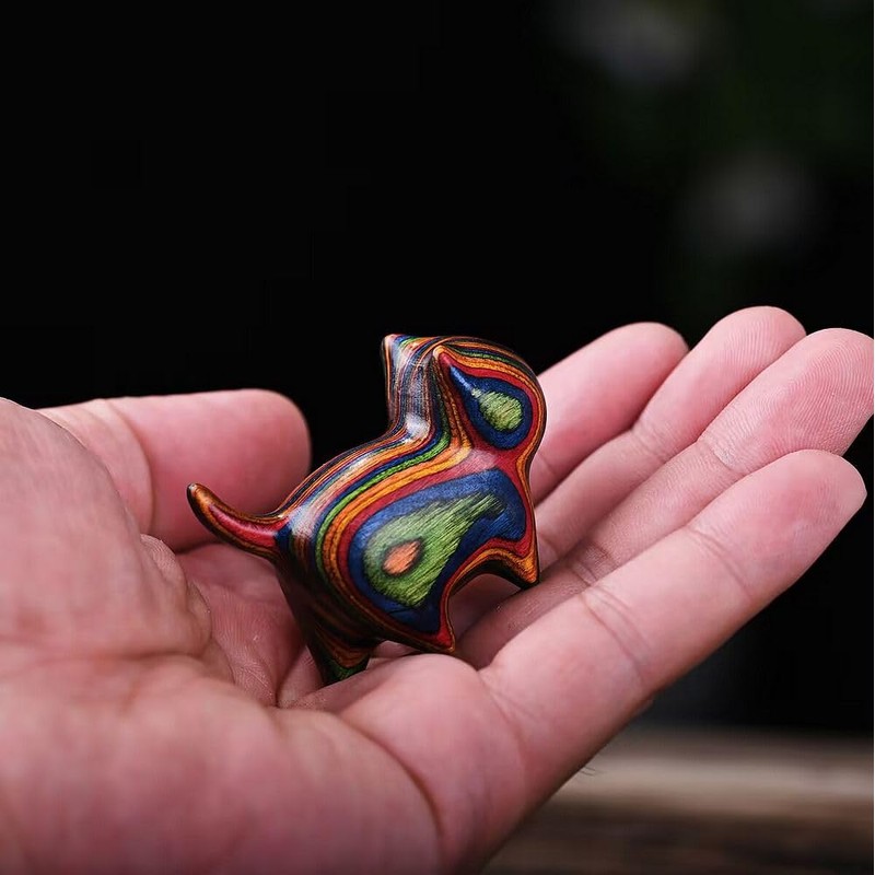 HLbshi Handmade Rainbow Wooden cat Figurine Animal Carving Statue Office