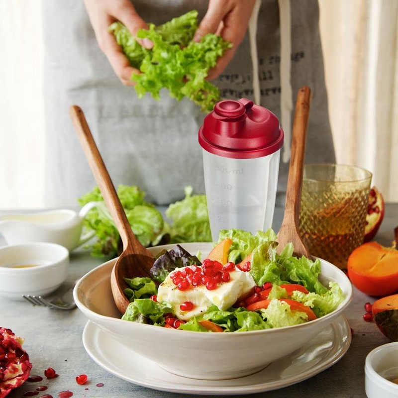 Westmark Plastic Dressing Shaker and Shaker Cup, 0,5 L