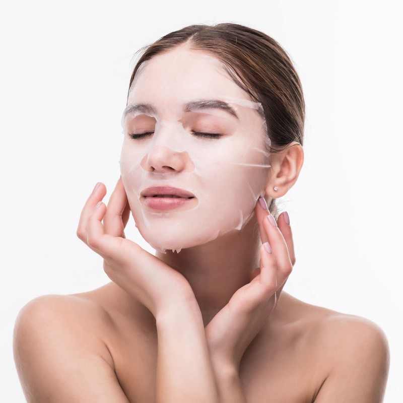 BEAUTYPRO Retinol Anti-Ageing Face Mask with Organic Pine Oil &