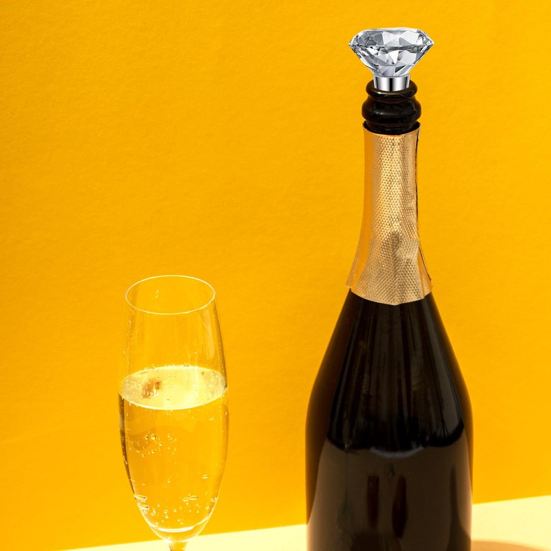 Elegaperma 2 PCS Crystal Wine Toppers For Wine Bottles, Crystal