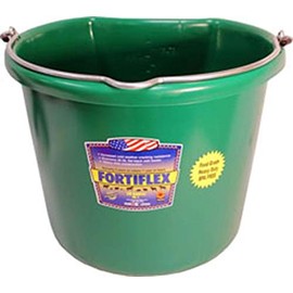 Fortiflex Flat Back Feed Bucket for Horses, 20-Quart, Green