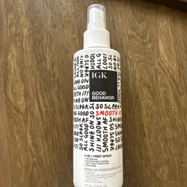 IGK GOOD BEHAVIOR 4 IN 1 PREP SPRAY(NO OFFERS)
