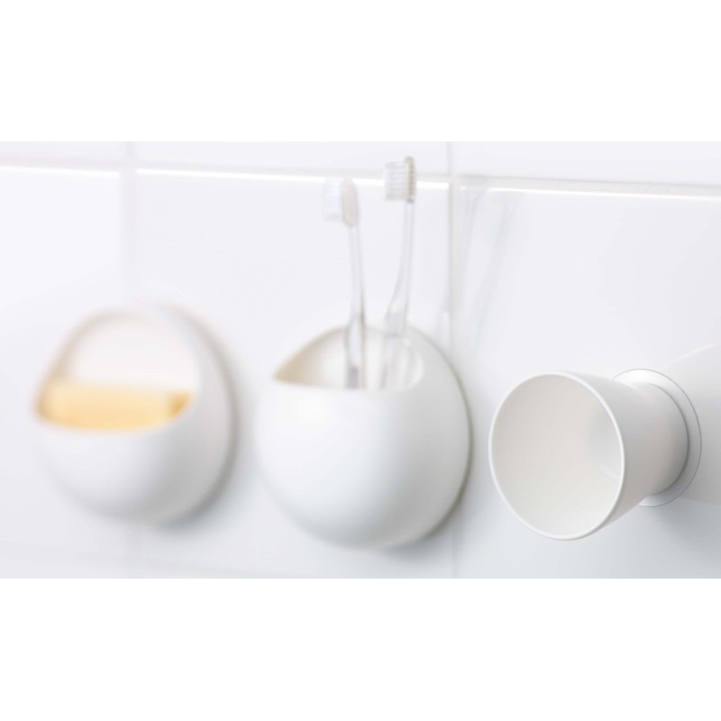 SANEI 歯磨きコップ 吸盤式 壁にくっつける 浮かす収納 衛生的 ホワイト PW6812-W4