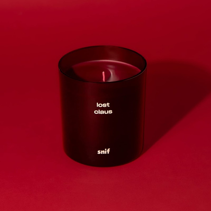 Lost Claus Scented Holiday Candle by Snif, Spicy, Gourmand, Woody