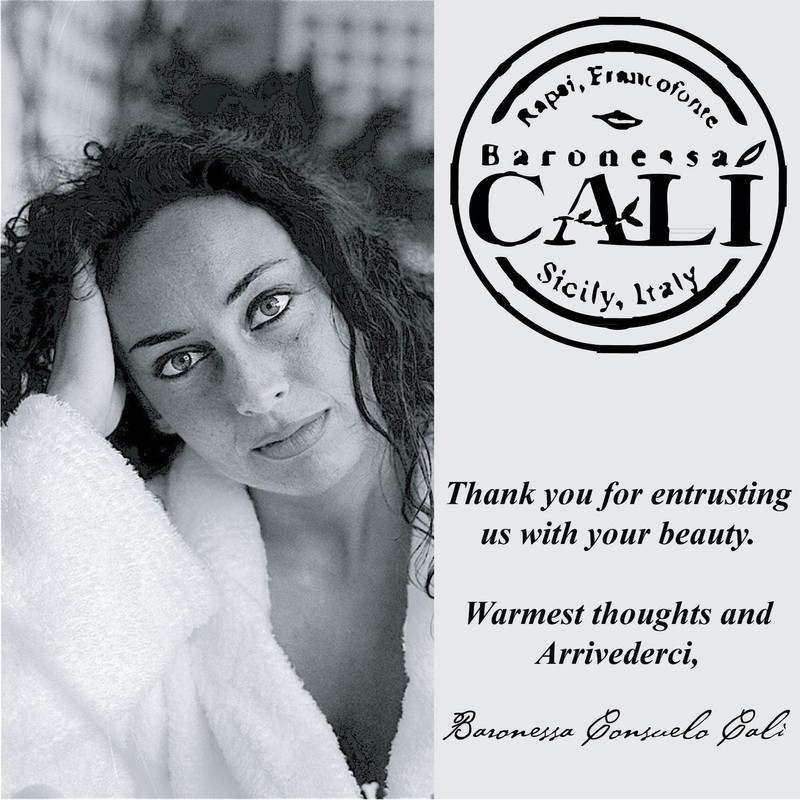 Fireplace - Cinnamon and Amber 9 oz Soy Candle -