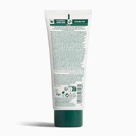 The Body Shop Vitamin C Glow Boosting Microdermabrasion, 3.3 Fluid Ounce