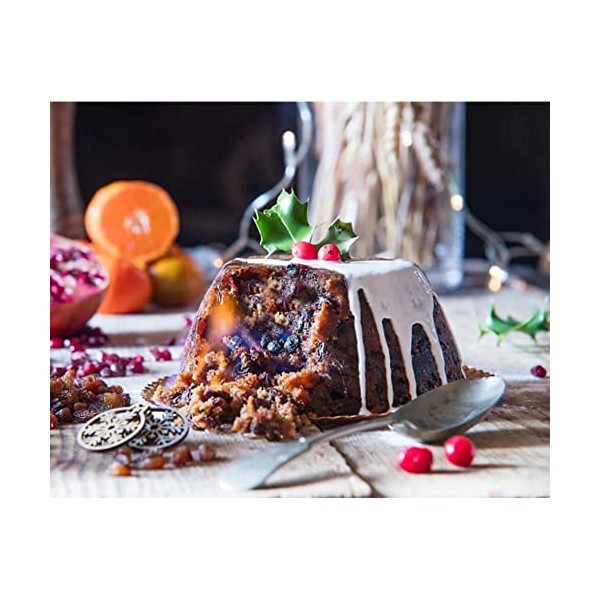 Traditional Christmas Pudding by Matthew Walker - Vegan - Serves 8 - 800g