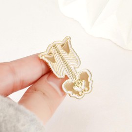 MEDFOLY Bone Enamel Brooch Medical Orthopedics Spine Pin for Doctor Nurse Backpack Lapel Badge Gifts, 3.5cm, Metal, no gemstone
