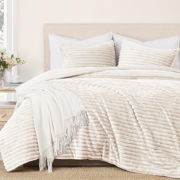 Geniospin Cream White Fleece Queen Comforter Set - 3 Pieces