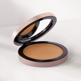 Pippa of London Mayfair - Matte Compact Powder